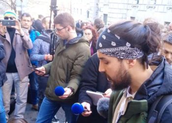 Počeo protest studenata, blokada ministarstva za državnu upravu