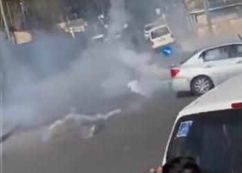 Izraelski cionisti bacali suzavac i gumene metke na vjernike ispred Al Akse za vrijeme džume