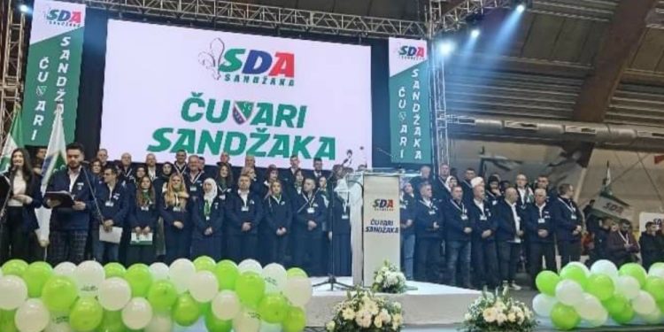 SDA Sandžaka održala završni skup u Novom Pazaru: “Opstanak Bošnjaka ili srpski svet”