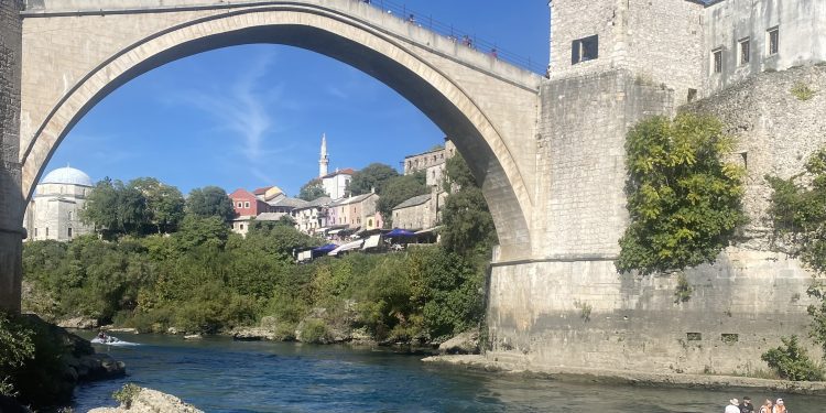 Zima do daljnjeg na pauzi, natprosječne temperature a vazduh zagađen