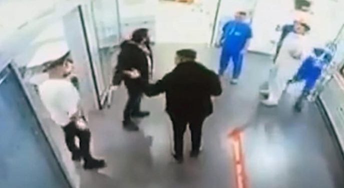 Njemačka: Pretučena medicinska sestra a doktor nokautiran, trojica pijanih momaka iz Srbije