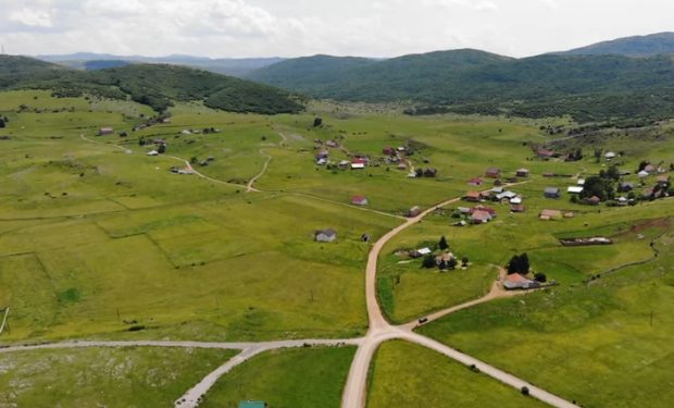 Doliće je selo heroja, veliki broj učestvovao u odbrani  BiH tokom agresije