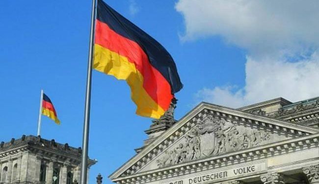 Njemački parlament sutra glasa o olakšicama za dobijanje dvojnog državljanstva