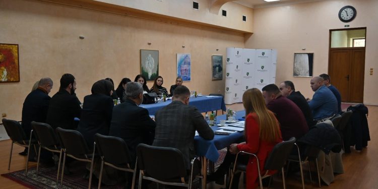 U BNV održan sastanak sa direktorima škola, još više obrazovanje na bosanskom jeziku