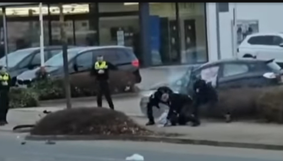 Jezivi zločin u Njemačkoj, ubio bivšu djevojku a dok je umirala pozvao njenu majku