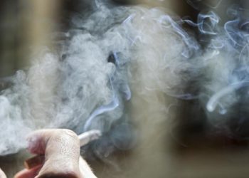 Danas je Dan bez duvanskog dima. Alarmantno stanje u Tutinu i Novom Pazaru, djeca rano koriste cigarete