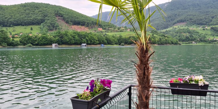 Danas promenljivo vrijeme sa mogućom kišom, a onda se vraćaju proljećne temperature