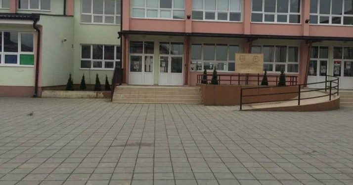 Bahatost novopazarskih vozača često bude kobna, ovaj put naletjelo na djevojčicu pored škole