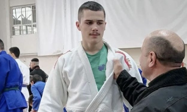 Ismar Dreković iz Tutina osvojio srebrnu medalju na prvenstvu Centralne Srbije