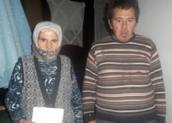 Starica Vasvija se dugo bori u ekstremnom siromaštvu u sred Pazara, sa bolesnim sinom