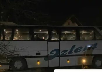 Novopazarski autobus sleteo sa puta u prigradsko naselje