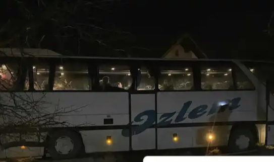 Novopazarski autobus sleteo sa puta u prigradsko naselje