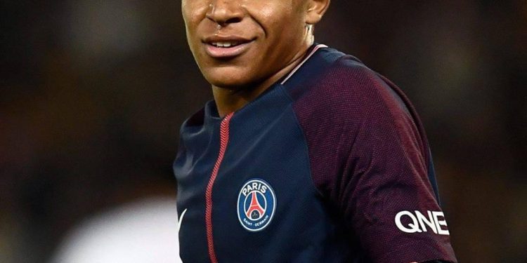 PSG siguran dok je Bajern poklekao na gostovanju u Rimu