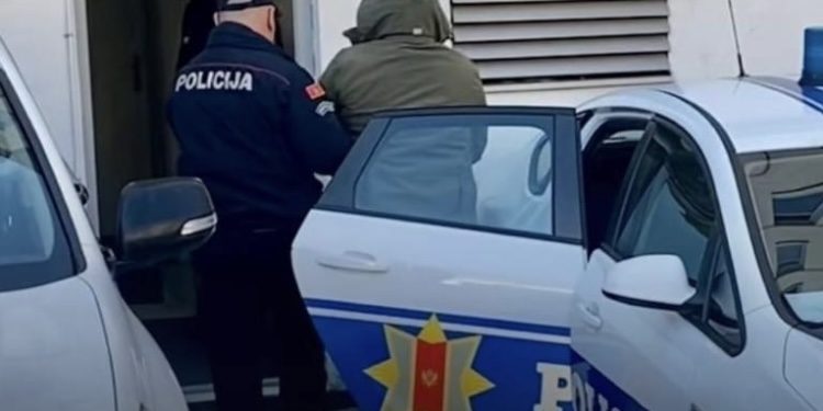 Crna Gora: Uhapšena kriminalna grupa od 11 osoba, među njima 5 policajaca