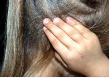 Čtevorogodišnju djevojčicu pretukla braća od dajidže od čega je preselila