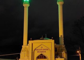 Muslimani večeras dočekuju Mubarak Lejletul- Berat, noć kada se piše sudbina za narednu godinu
