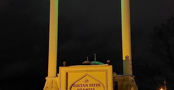 Muslimani večeras dočekuju Mubarak Lejletul- Berat, noć kada se piše sudbina za narednu godinu