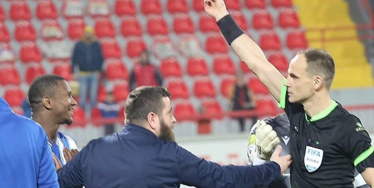 Fudbalera Novog Pazara vrijeđao kapiten Napretka, on se požalio i dobio crveni karton