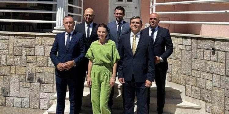 Zbog jučerašnjeg skandala Mandića, BS će glasati za njegovu smjenu