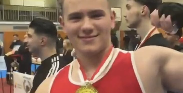 Tutin ima još jednog šampiona u boksu, Elvedin Tutić savladao Kizela za šampionat Berlina