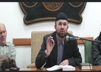 Ako uradiš koliko i trun dobra, vidjet ćeš ga. Ako uputiš dovu za nekoga, Allah uputi nekoga ko će mnogo više dova za tebe