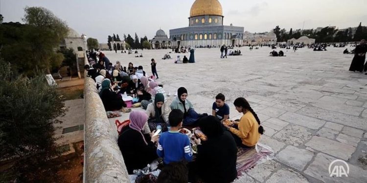 U nedjelju sa akšam namazom stiže najradosniji gost, Ramazan mjesec posta