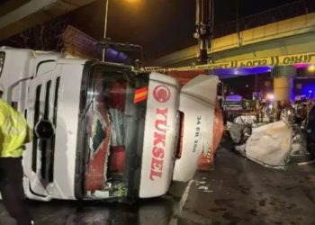 Kamion se prevrnuo i usmrtio cijelu porodicu u automobilu, vozač uhapšen
