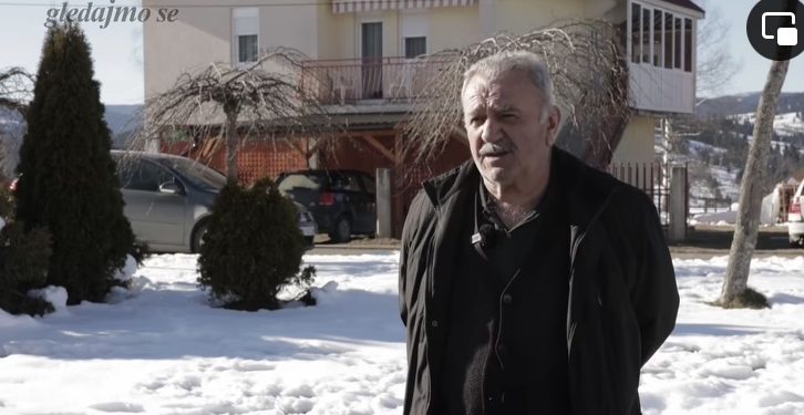 Nekadašnji običaj poklanjanje djece rođacima, Zekrija Bibić poklonjen daidži i on ponovio tradiciju