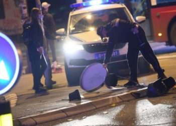 Na putu Novi Pazar-Raška motociklista udario saobraćajnog policajca