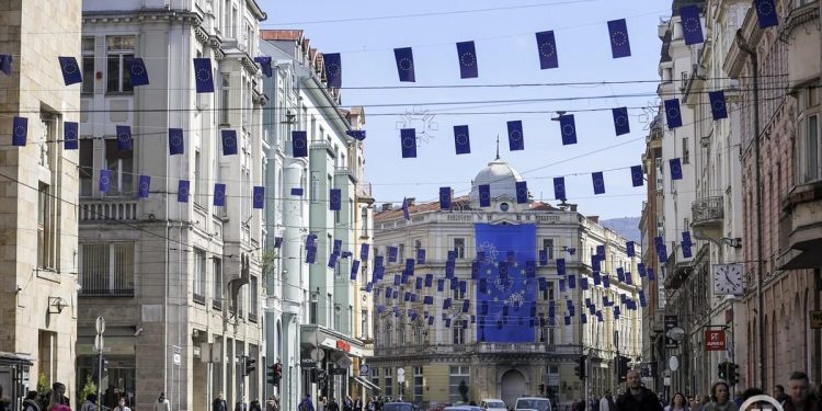 EU će podržati otvaranje pregovora sa BiH, Scholz izrazio zadovoljstvo