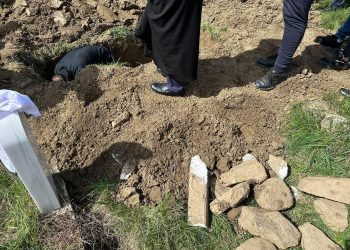 Novi Pazar: Na mezarju Gazilar iskopan novi mezar preko starog