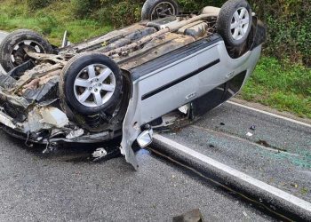 Maloljetnici ukrali auto a zatim se prevrnuli i pobjegli sa lica mjesta