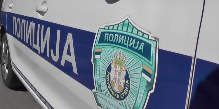 Prijetio majci verbalno a onda i porukama vrijeđao, policija uhapsila S.K.