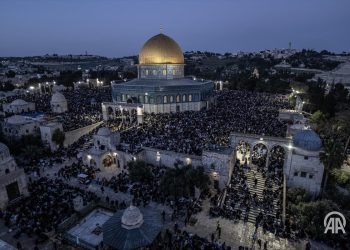 Najbolje od Ummeta jesu Palestinci, masovno obilježili noć Kadr u džamiji Al Aksa
