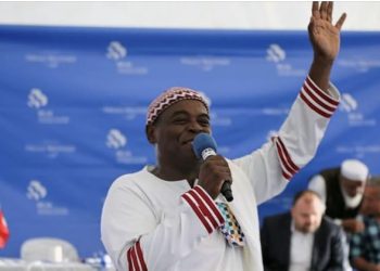Sveštenik i 1.500 članova prešli na Islam u Južnoafričkoj Republici, usnio san u crkvi