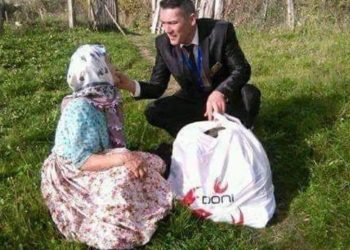 Poučna priča tek oženjenog mladića, njegove supruge i majke