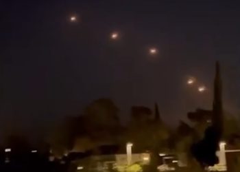 Desetine raketa ispaljene s juga Libana ka sjeveru Izraela
