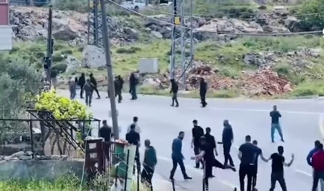 Jevrejski doseljenici i izraelska vojska napali i  ranili najmanje šest Palestinaca