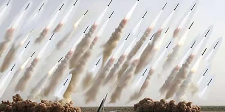 Trenutak kada su prve iranske rakete poletjele prema Izraelu, preko 200 pogodilo mete