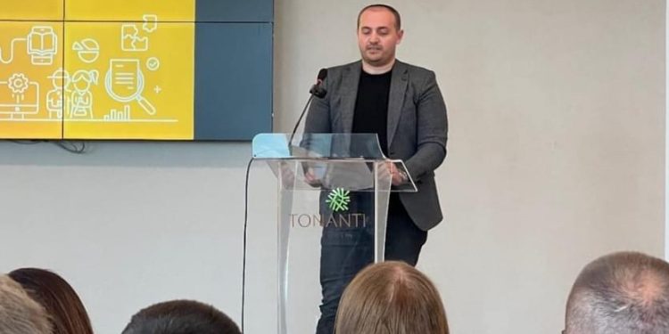 Emir Bahtjarević iz Tutina proglašen za najboljeg mladog preduzetnika