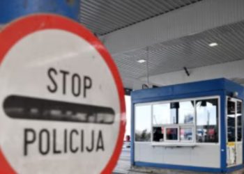 Srpska policija zaustavila Kosovske autobuse prilikom ulaska u Srbiju, zbog prijema u SE