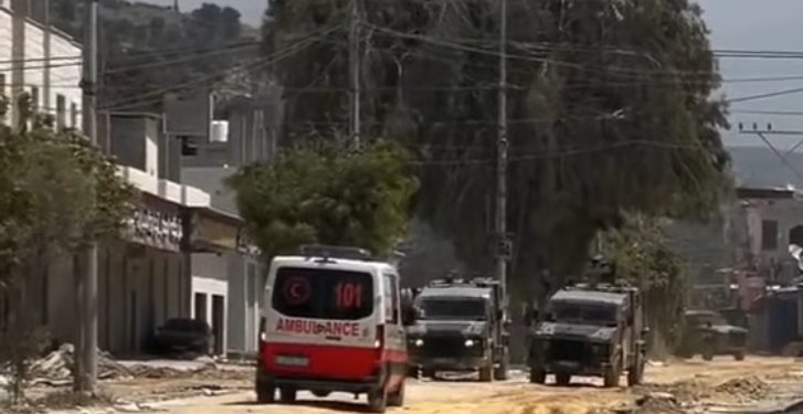 Izraelski cionisti blokirali put vozilu hitne pomoći sa ranjenicima