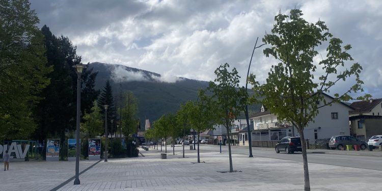 Vrijeme danas toplije, ali evo kad se opet vraća kiša i zahlađenje
