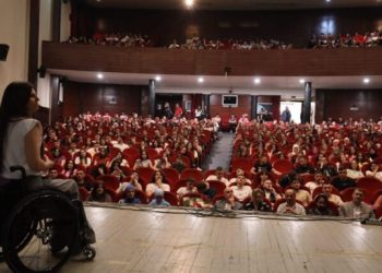 Novi Pazar: Održana tribina “Na maturu bez automobila”