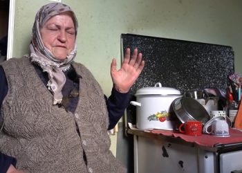 Tužna priča Emire koja živi u teškim životnim uslovima, nakon požara u stanu