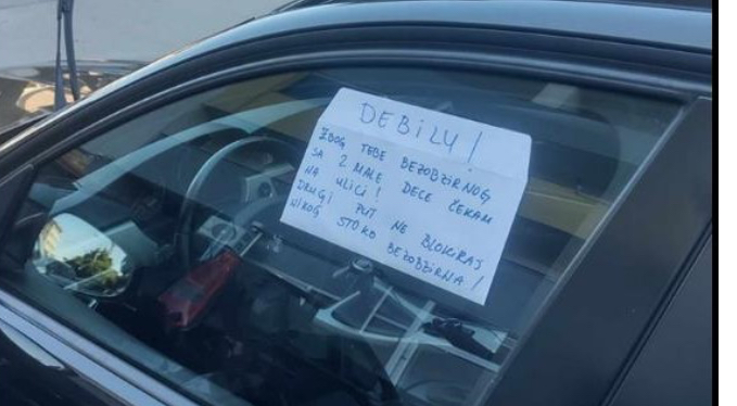 Novi Pazar: Majka sa dvoje djece nije mogla da prođe pa napisala poruku: DEBILU