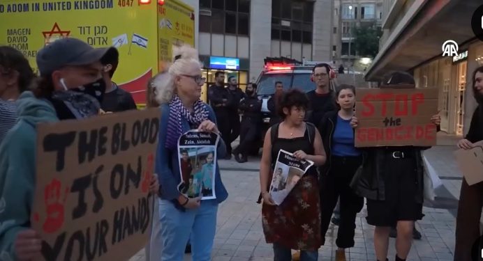 Protest izraelskih aktivista u Al-Qudsu: Zaustavite genocid u Gazi