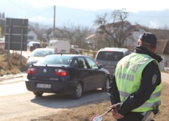 Pripadnici MUP-a isključili 3 vozača zbog prisustva droge, jedan kamiondžija teretnjak