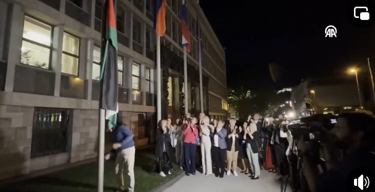Slovenija priznala Palestinu, podignuta zastava ispred Državnog zbora