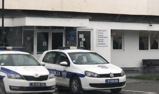 Novi Pazar: Nekoliko lica privedeno kod kojih je pronađeno više komada oružja